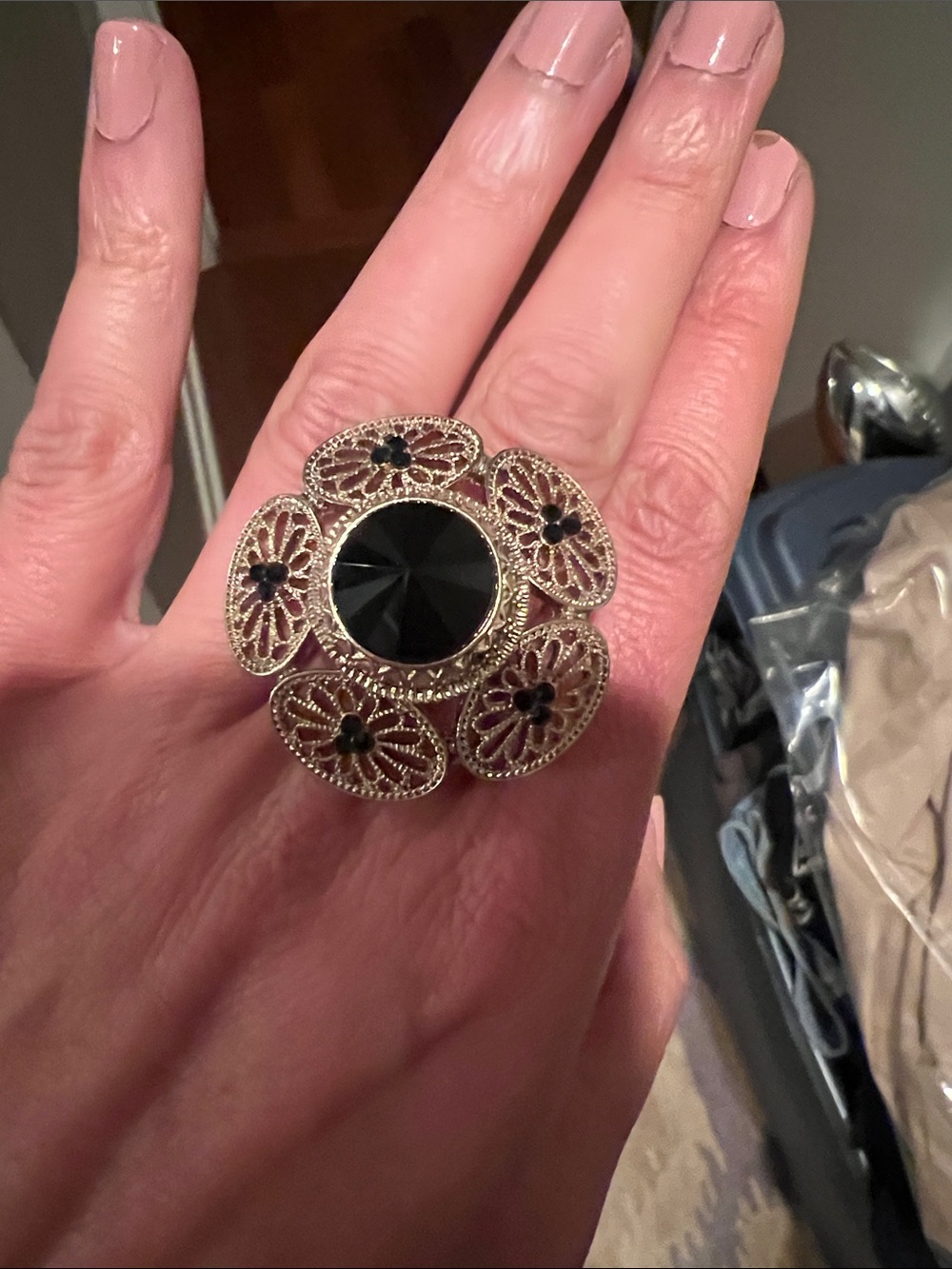 Vintage-Inspired Black Flower Statement Ring - Women Jewelry